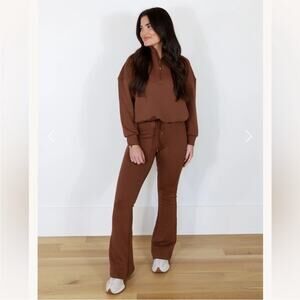 Salt project espresso brown flare sweatpants size medium